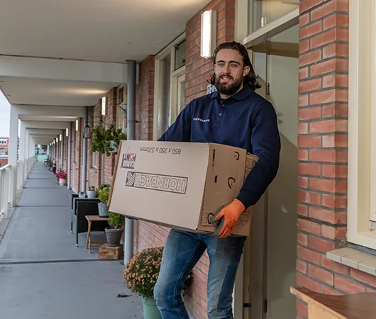 Rijlnland helpt bij het verhuizen 